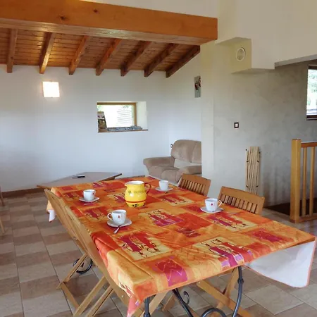 Familial Avec Terrasse Et Animaux Bienvenus - Fr-1-496-145 *
